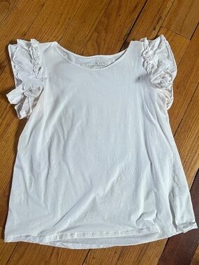 Eden & Ivy White ruffle sleeve top
